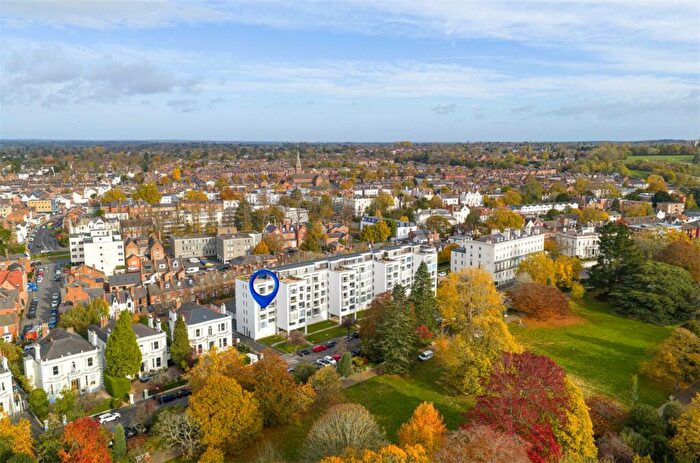 3 Bedroom Apartment For Sale In Newbold Terrace, Leamington Spa, Warwickshire, CV32