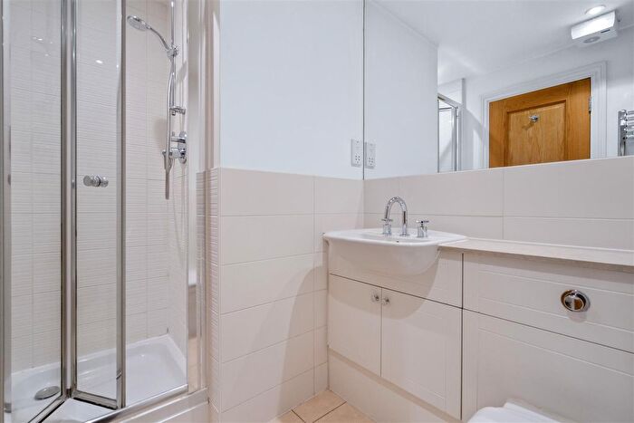 3 Bedroom Terraced House For Sale In Bowden Road, Sunninghill, SL5