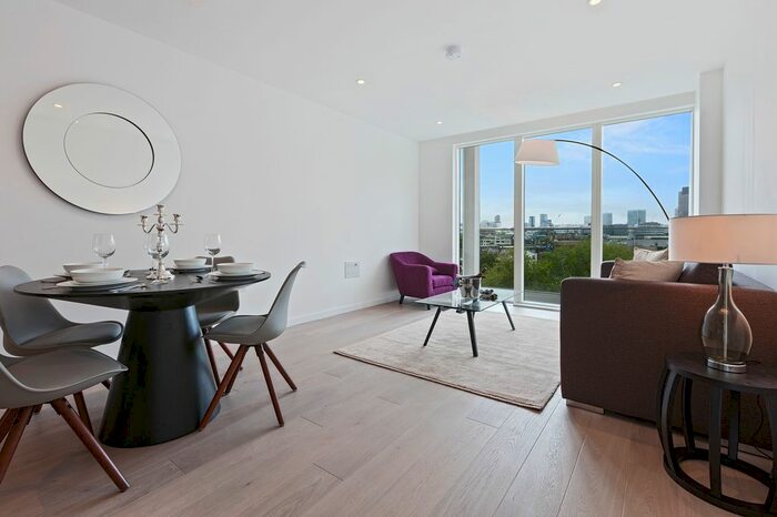 2 Bedroom Flat To Rent In Hilary Mews, London, SE1