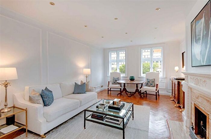 1 Bedroom Flat To Rent In Queen's Gate, South Kensington, SW7