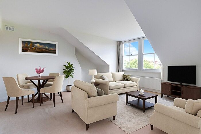 3 Bedroom Flat For Sale In Sutherland Avenue, London, W9