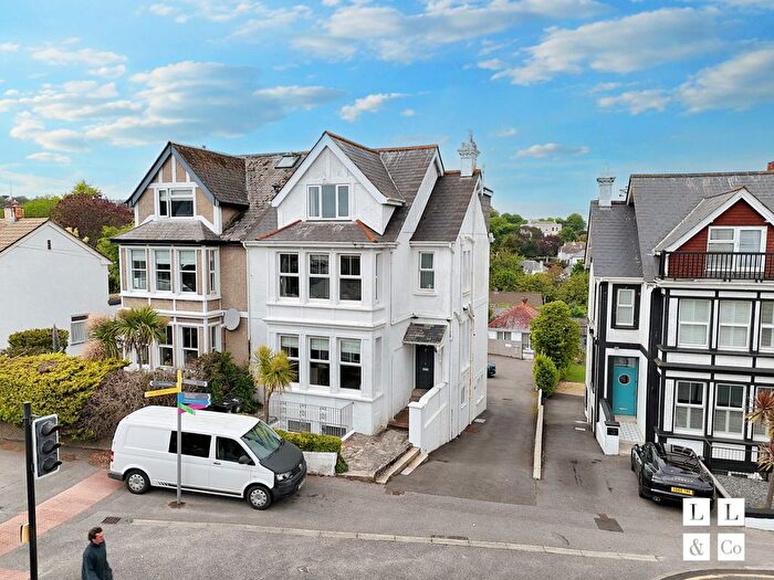 2 Bedroom Flat To Rent In Avenue Road, Falmouth, TR11