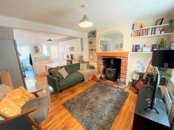 2 Bedroom Terraced House To Rent In Ivy Lane, Canterbury, CT1