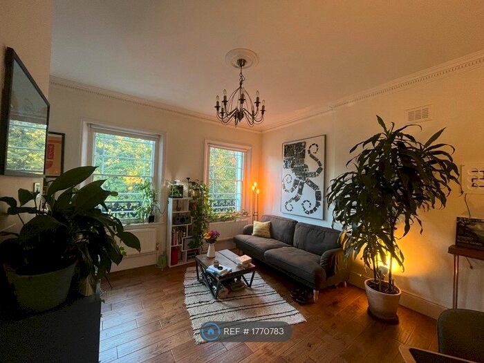 2 Bedroom Flat To Rent In Milner Square, London, N1