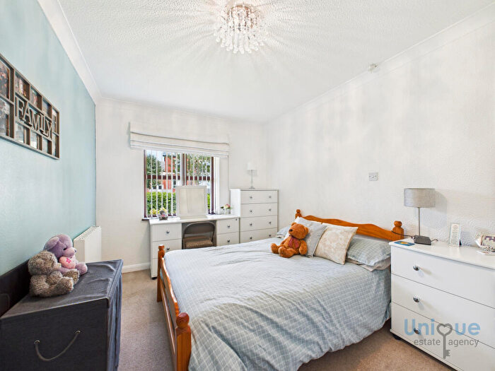 1 Bedroom Apartment For Sale In Oxford Court, Oxford Road, Lytham St. Annes, FY8