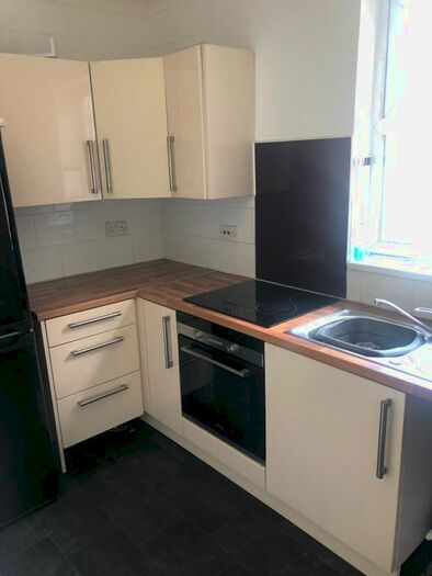 1 Bedroom Flat To Rent In Ormskirk Road, Newtown, Wigan, WN5