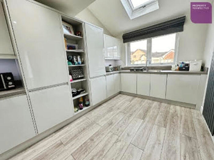 4 Bedroom Semi Detached House For Sale In Fitchfield, Penwortham, PR1