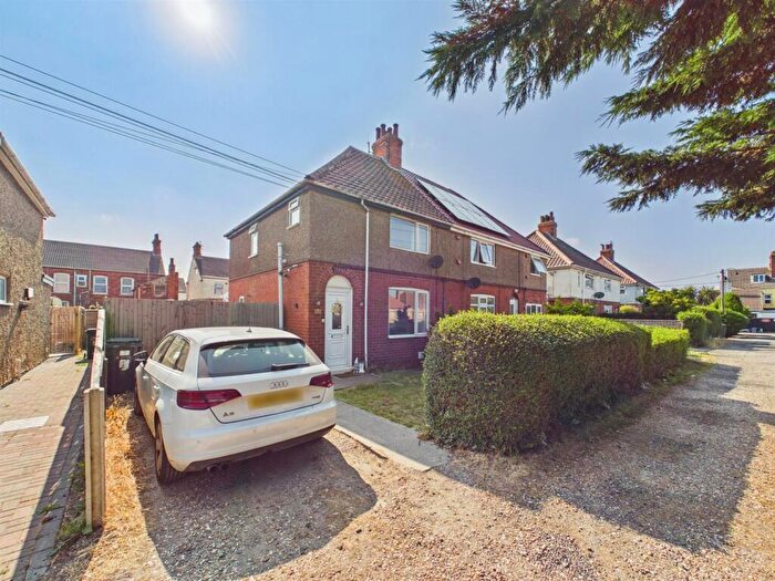 3 Bedroom Semi-Detached House For Sale In Tennyson Avenue, Mablethorpe, LN12