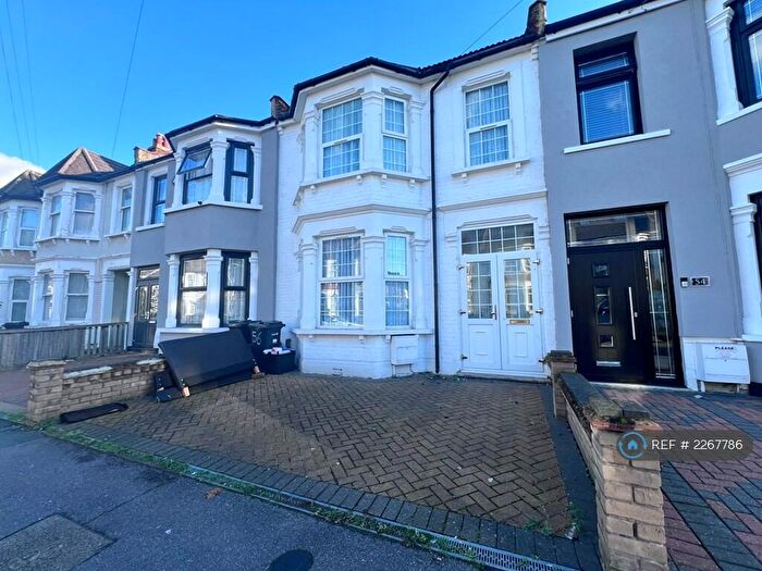 3 Bedroom Terraced House To Rent In Mortlake Road, Ilford, IG1
