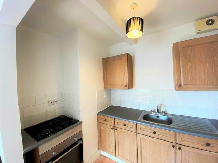 1 Bedroom Flat To Rent In Wincheap, Canterbury, CT1