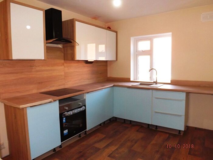 3 Bedroom Flat To Rent In South Parade, Skegness, PE25