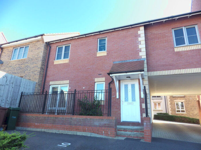 1 Bedroom Apartment To Rent In Rosemary Drive, Banbury, Oxfordshire, OX16