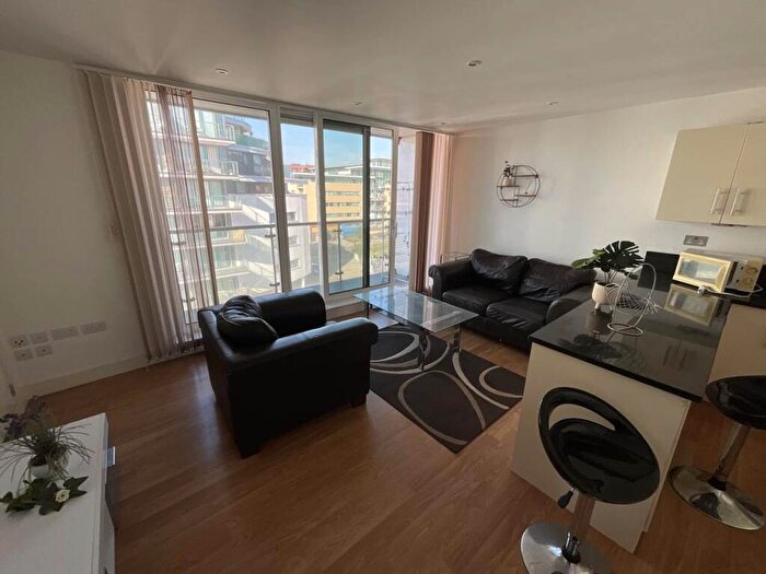 1 Bedroom Flat To Rent In The Mast, Albert Basin Way, E16
