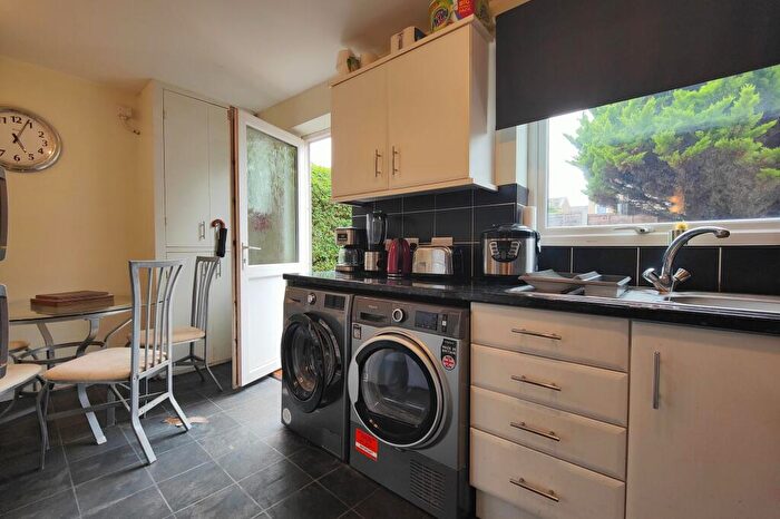 3 Bedroom End Of Terrace House For Sale In Hastings Road, Lancaster, LA1