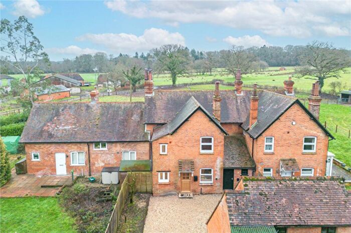 3 Bedroom Terraced House To Rent In Ball Hill, Newbury, Hampshire, RG20