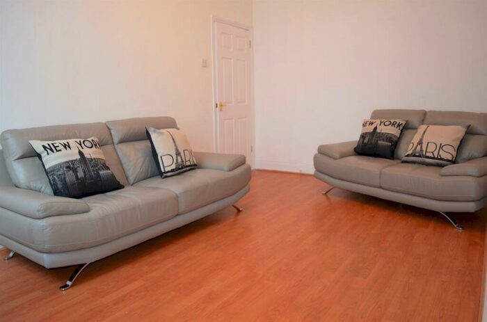 3 Bedroom Apartment To Rent In Addycombe Terrace, Heaton, NE6