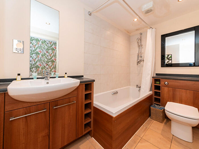 1 Bedroom Flat To Rent In Blagrave Street, Reading, RG1