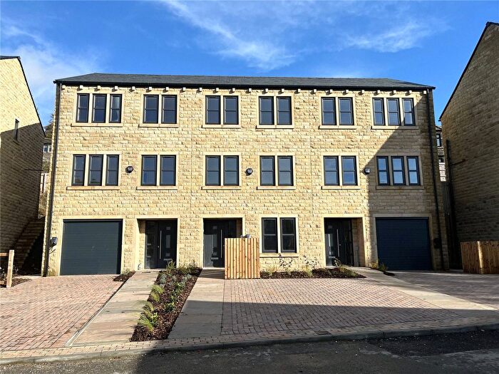 4 Bedroom Semi Detached House For Sale In Hillcrest View, Golcar, Huddersfield, West Yorkshire, HD7