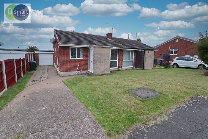 2 Bedroom Semi-Detached Bungalow To Rent In Larkspur Close, Swinton, S64