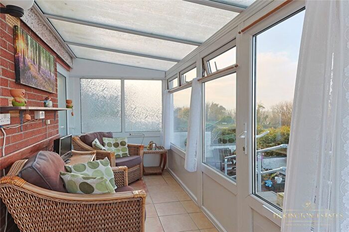 3 Bedroom End Of Terrace House For Sale In Hurrell Close, Plymouth, Devon, PL6