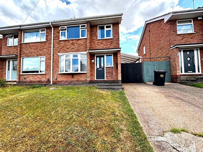 3 Bedroom Semi Detached House For Sale In Berwyn Way, Church Farm, Nuneaton, CV10