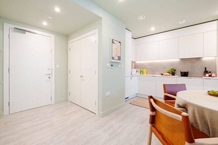 1 Bedroom Flat To Rent In Cherry Park Lane, London, E20