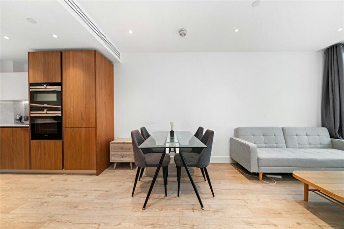 2 Bedroom Apartment For Sale In Stable Walk, E1