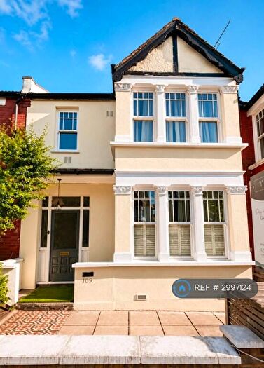 4 Bedroom Terraced House To Rent In Vaughan Road, Harrow, HA1