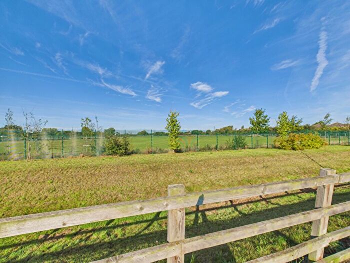 4 Bedroom Detached House For Sale In Marisco Close, Boulton Moor, DE24
