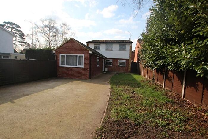 4 Bedroom Detached House To Rent In New Haw, Surrey, KT15