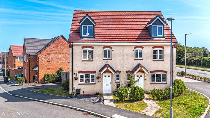 4 Bedroom Semi-Detached House For Sale In Watchman Walk, Tamworth, B79