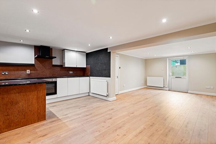 1 Bedroom Flat For Sale In Saxon Street, Dover, Dover, CT17
