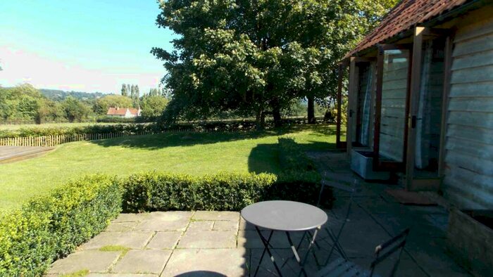 2 Bedroom Cottage To Rent In Trudoxhill, BA11