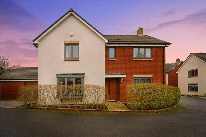 4 Bedroom Detached House For Sale In The Gables, Cheltenham, Gloucestershire, GL52