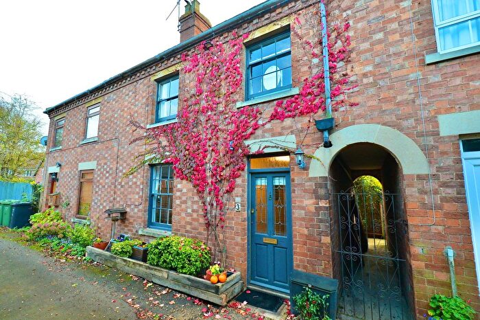 3 Bedroom Terraced House For Sale In Greenhill Terrace, Evesham, WR11