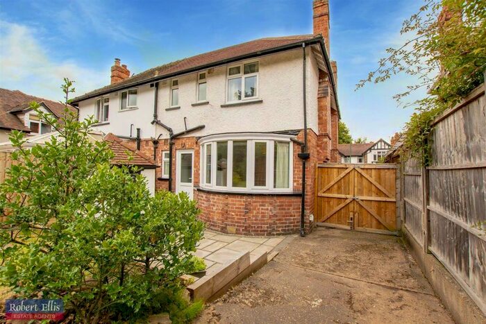 3 Bedroom Semi-Detached House To Rent In Charles Avenue, Lenton Abbey, Nottingham NG9