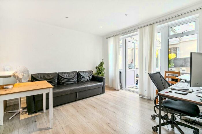 1 Bedroom House To Rent In Bedford Hill, London, SW12