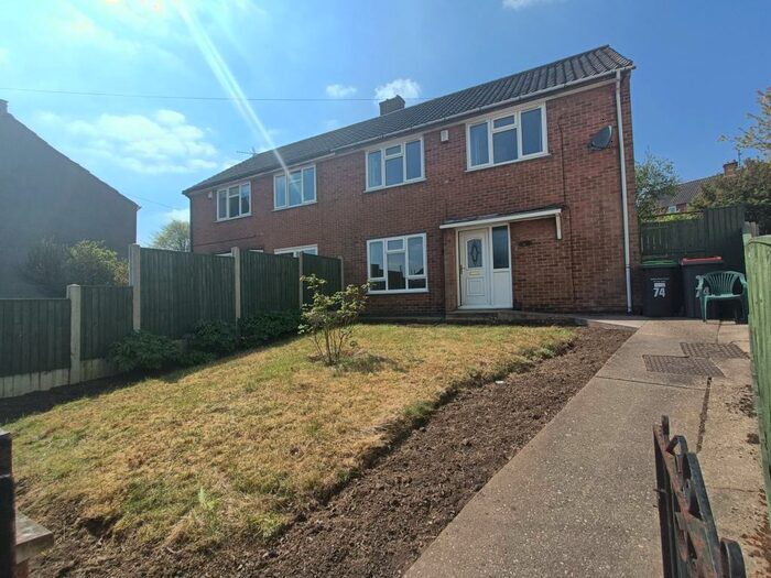 3 Bedroom Semi-Detached House To Rent In Main Street, Huthwaite, NG17