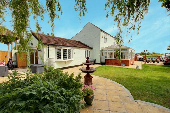 4 Bedroom Detached House For Sale In Mile Lane, Trusthorpe, Mablethorpe, LN12