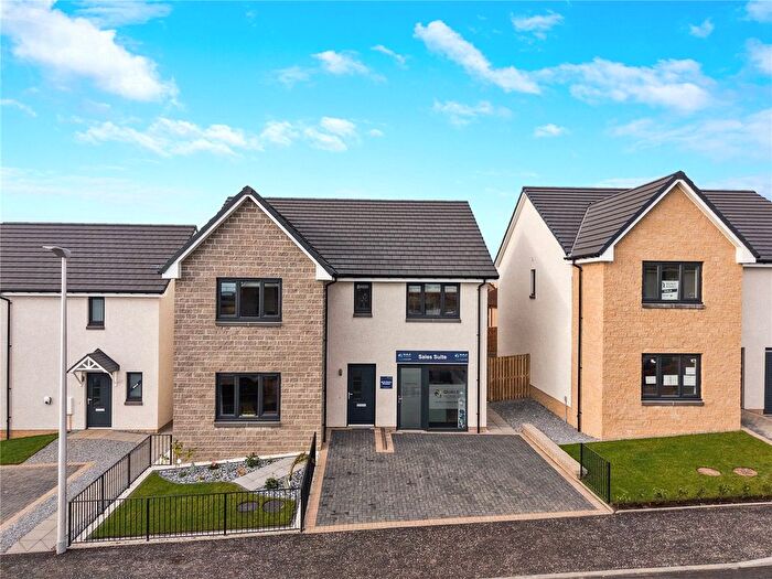 4 Bedroom Detached House For Sale In Blythe Meadow, Kinglassie, Fife, KY5