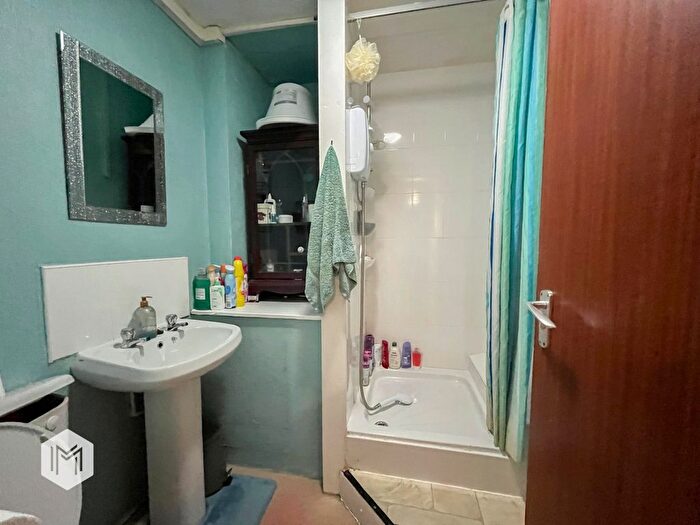 1 Bedroom Flat For Sale In Paderborn Court, Bolton, Greater Manchester, BL1