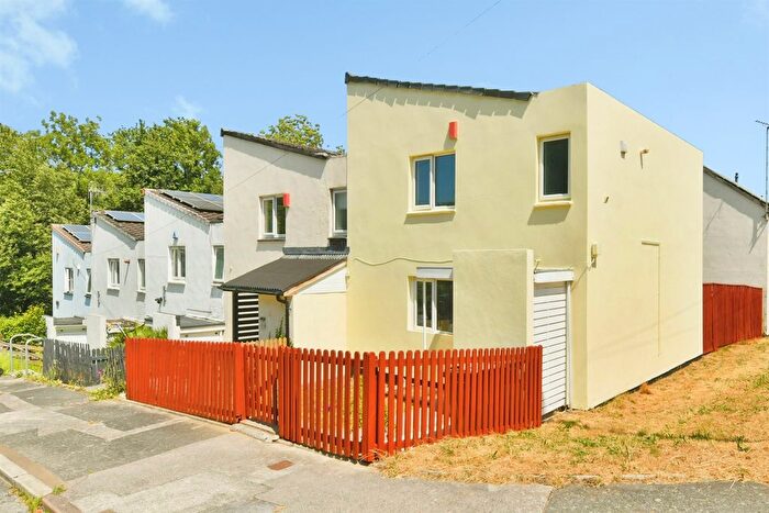 2 Bedroom End Of Terrace House For Sale In Tees Close, Plymouth, PL3