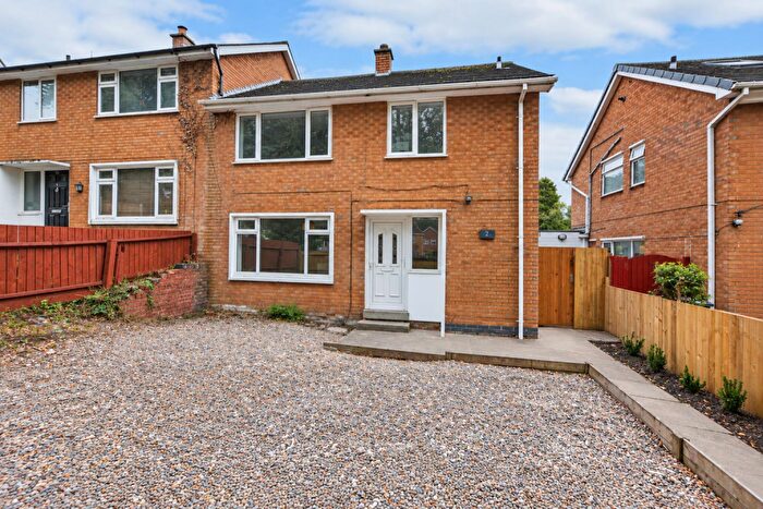 3 Bedroom Semi Detached House For Sale In Stanhope Road, Gedling, Nottingham, NG4