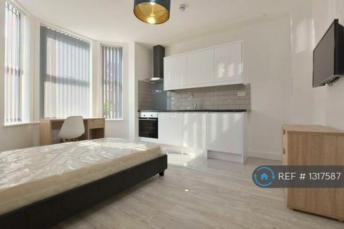 Studio To Rent In Coundon Road, Coventry, CV1