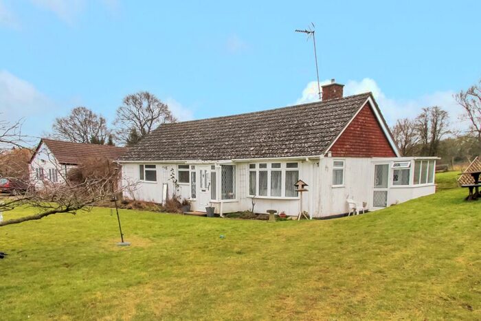 3 Bedroom Detached Bungalow For Sale In Hook, Hampshire, RG29