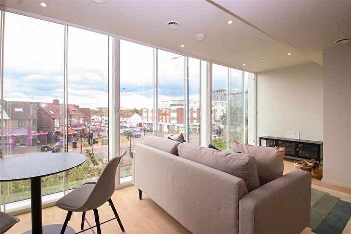 1 Bedroom Flat To Rent In Bath Road, Hounslow, TW5