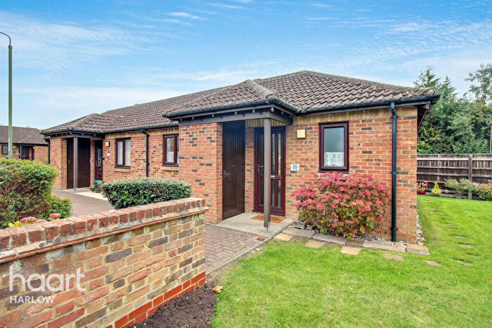 1 Bedroom Bungalow For Sale In Southern Lodge, Harlow, CM19