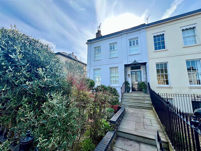 1 Bedroom Flat To Rent In Hewlett Road, Cheltenham, GL52