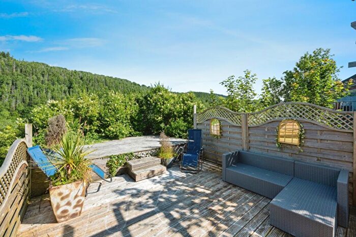 2 Bedroom End Of Terrace House For Sale In Tonclwyda, Clyne, Neath, SA11