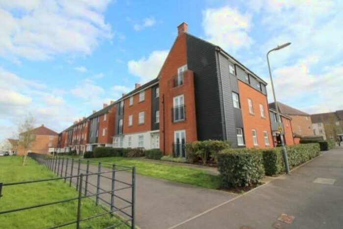 2 Bedroom Flat To Rent In Appleton Drive, Marnel Park, Basingstoke, Hants, RG24
